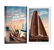 Charger l'image dans la galerie, Le Bateau de la course mythique des Sables d'Olonne