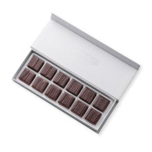 Charger l'image dans la galerie, Coffret Pralinés Croustillants - 12 chocolats