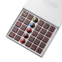 Charger l'image dans la galerie, Coffret Signature - disponible en 30/60 chocolats