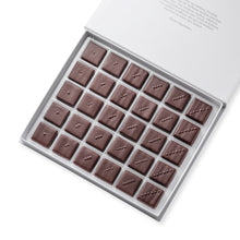 Charger l&#39;image dans la galerie, Coffret Pure Origine Grand Voyage - 30 chocolats

